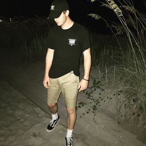 Meet your Posher, Connor